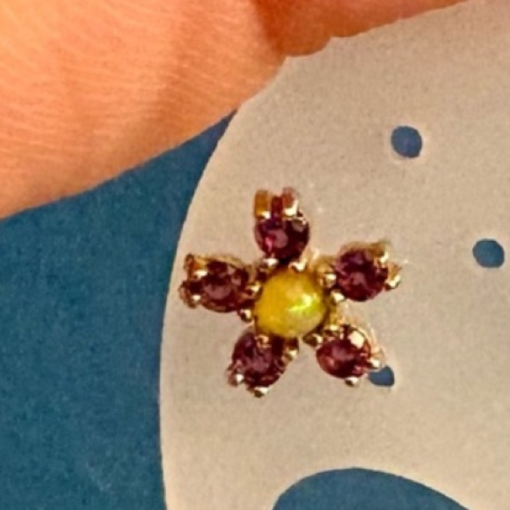 Bundle 14k Yellow Gold 18g 6mm (Images Look Bigger
For Details) - Picture 3 of 5